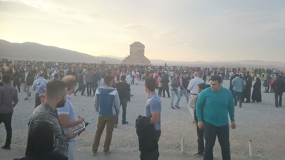 هرگز-نخواب-کورش-ای-مهر-آریایی