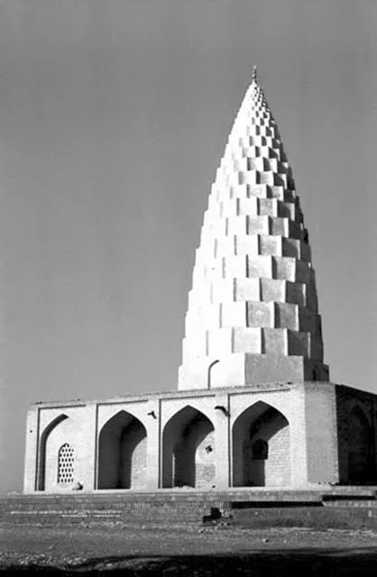 آرامگاه-یعقوب-لیث۷
