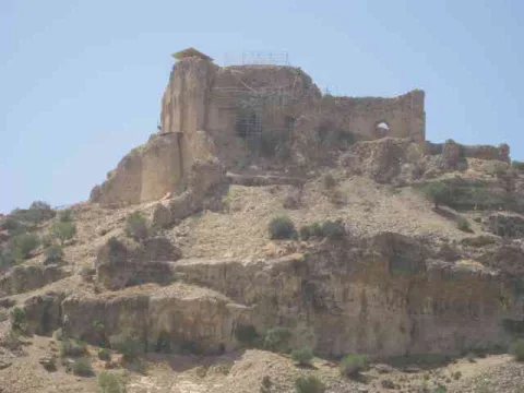 قلعه دختر فیروزآباد
