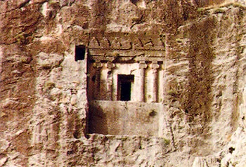 گور دخمه ايلامي در فارس