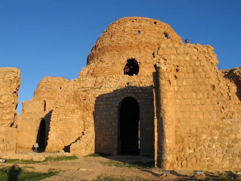گنبدكاخ سروستان
