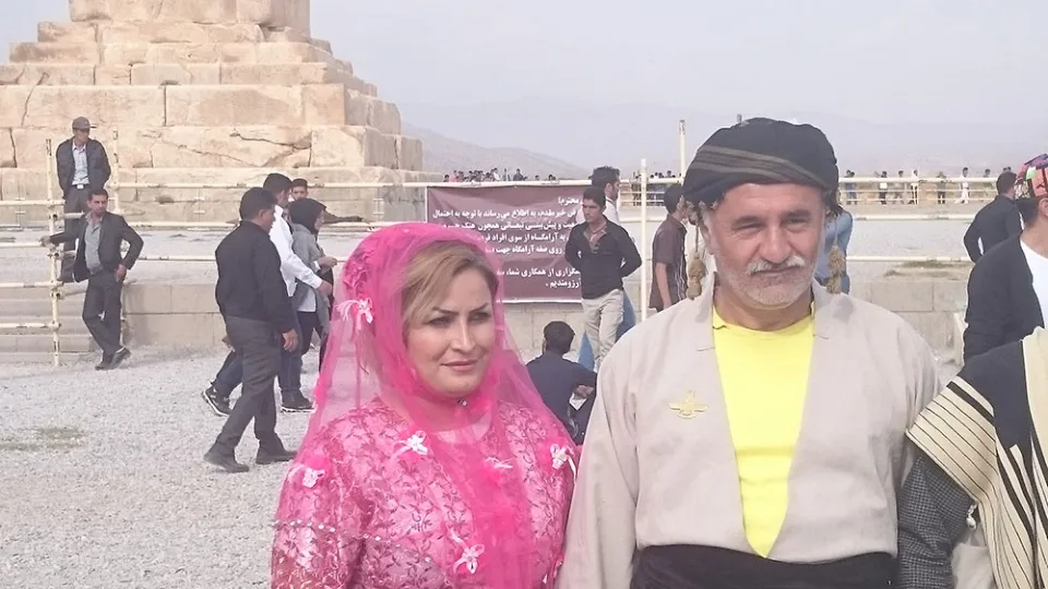 غیور مرد کرد به همراه بانو مهربانش